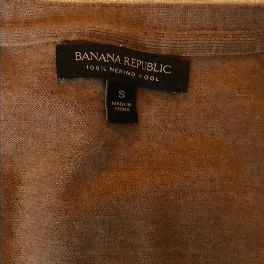 Banana Republic sweater - Picture 2 of 6